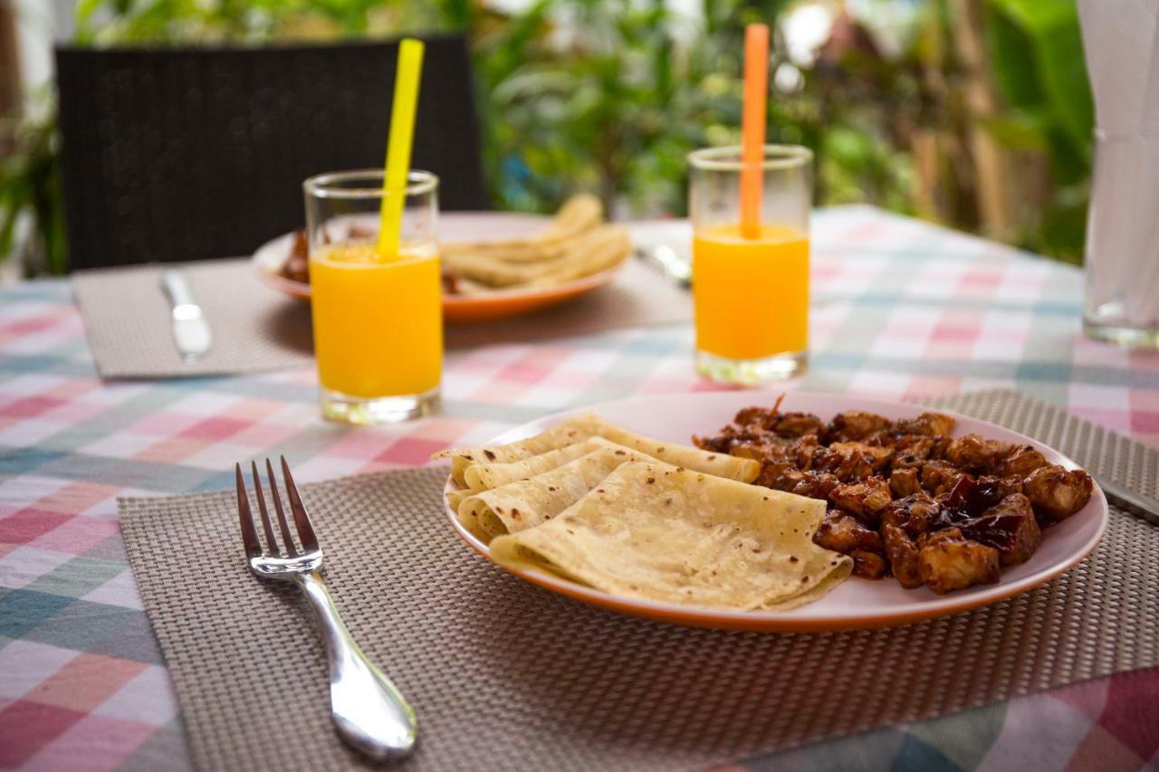 Silk Retreats Thulusdhoo Guest House Esterno foto